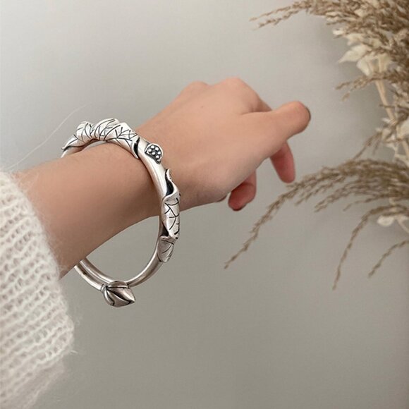 NEW 925 Sterling Silver Bold Flower Leaf Bangle Bracelet - Picture 5 of 5